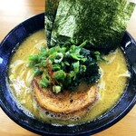 らー麺つけ麺 みやがわ - 「地鶏がら醤油らーめん」￥800