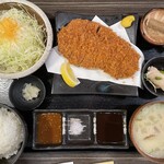 黒かつ亭 黒べぇ - 定食