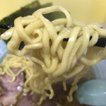家系ラーメン まこと家 - 中チャーカタメ（1050円）
