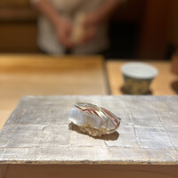銀座 凛 にしむら - コハダ。しめすぎず、脂が乗っててとても美味しい！