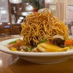 南海飯店 - かたい焼ソバの麺