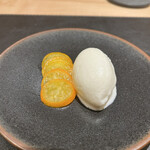 銀座 大石 - アイスと金柑的ななんか違うような