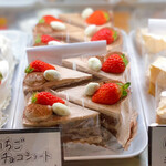 マルマーケット - いちごチョコショート