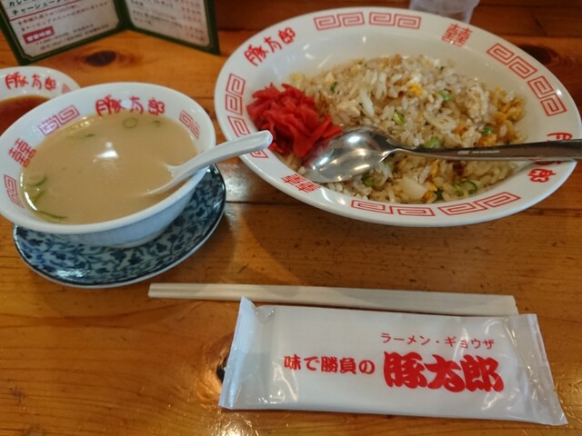 豚太郎 今治店 - 伊予富田/ラーメン | 食べログ