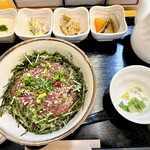 葉椀 - マグロ醤油麹漬け丼1000円