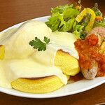 オリーブカフェ - お食事パンケーキ　たっぷりチーズ&こだわりソーセージ