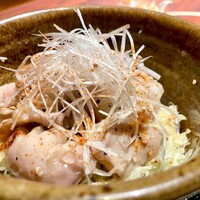 ホルモン丼