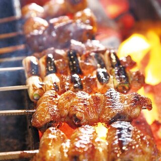 じっくり丁寧に焼き上げる焼き鳥◆大山どりを使用しております