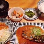 肉豆冨とレモンサワー 大衆食堂 安べゑ - さば味噌煮定食599円（税抜）