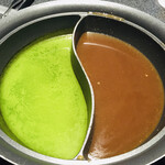 Gu-O - スープ２種（パクチーとほうれん草・ポルチーニと香りきのこ）