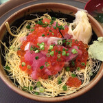 Uoshin - バラちらし丼