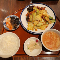 銀座ブルーリリー ステーキ＆チャイニーズレストラン - 