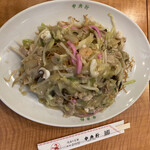 Chuuouken - パリパリの揚げ麺の上に濃いめの餡がたっぷり。