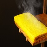 和食居酒屋虎視眈々 - 千葉県の松尾町にある豊丸の卵です。ふわふわに焼いた卵焼きは味はもちろん、他店とは違い、黄色が強く主張しております。