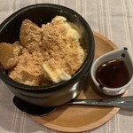 Warabi mochi with vanilla ice cream