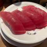 廻鮮寿司 塩釜港 - 生マグロ　１５０円×２