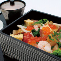 特選海鮮ちらし寿司