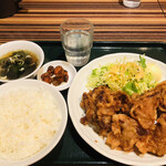 南京路 - ♪特命’sセレクション
      (レバー唐揚げ定食¥770 春巻き¥150)