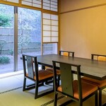日本料理 雲海 - 庭の見える個室