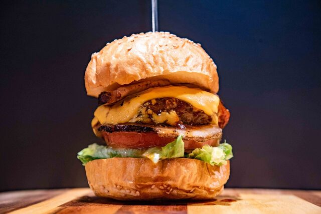 ハンバーガーショップ ブルービーバーガーズ （Blue-B BURGERS） - 北鈴蘭台
