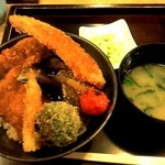 新潟カツ丼 タレカツ - 野菜タレカツ丼