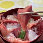 横浜魚市場卸協同組合 厚生食堂 - 海鮮丼　９９０円