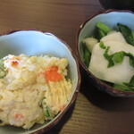 呑み喰い処 呑喜 - 小鉢もちゃんと手作り
