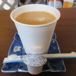呑み喰い処 呑喜 - マシンで1杯ずつ淹れたコーヒー付き
