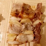 ジャンボやき鳥 味味 - 豚串 1本150円