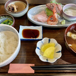 魚津丸食堂 - お刺身定食　1,000円