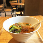 花椒 SUGAR & SPICE - 丁寧に作ってくれます、ファストフード感なし