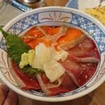Isomaru Suisan - 二色丼ご飯が暖かくて美味しい