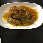 インドカレー GHORER SHAD バングラデシュの家庭料理 - 社員用まかない:サヤインゲンと川魚のカレー（シム・ボワル） 川のにおいがした