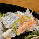 Hisamoto - 日替わりランチ 〝洋食弁当〟　800円
                        （2022年3月時点）
                        鯵の南蛮漬け