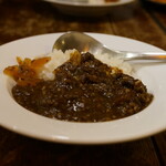 日南 - 牛すじナンコツカレー