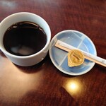 赤坂 津つ井 - ランチコーヒーは\100で追加できます。