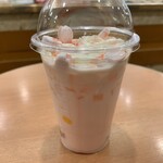 ドトールコーヒーショップ - マシュマロふんわりさくらオレ～わらび餅～です。（2022年3月）