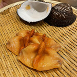 鮨 やすみつ - 山口県宇部産の赤貝