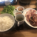 焼肉 みほり峠 - 