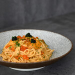 Luxurious cream sauce “Spaghettini” with salmon roe, sea urchin, and caviar