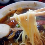 進来軒 - 麺アップ