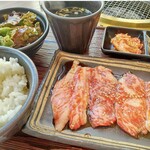 焼肉陽山道 - 