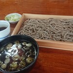 手打ち大石田そば　きよ - 板そば大盛と温かい鳥つけ汁
