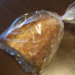 ブレッド＆サーカス - 石臼挽きのカンパーニュ