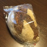 ブレッド＆サーカス - 酸味のあるパン