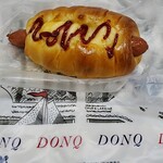 DONQ - あらびきウインナーロール　230円