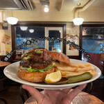 GRILL BURGER CLUB SASA - "限定10食"
            【3月のMonthly Burger】
            『燻製ベーコンと春キャベツのガーリックバジルバーガー￥1,150』
            ※平日ランチは、ソフトドリンク付
