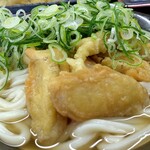 牧のうどん - ねぎを載せるｗ