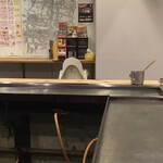 Fumiya Okonomiyaki - 因みに店内は禁煙ではなく禁酒です！（珍しいスタイル）