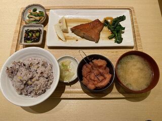 さち福やCAFÉ - 金目鯛の煮付けと春野菜添え定食